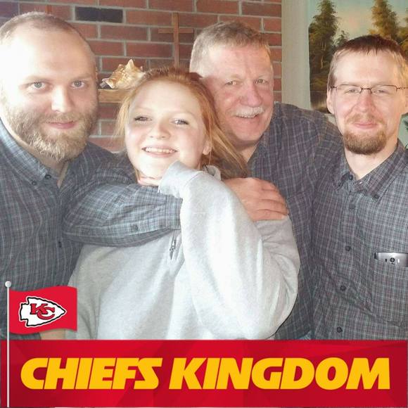 Meet your Posher, Julie - Picture 1 of 1